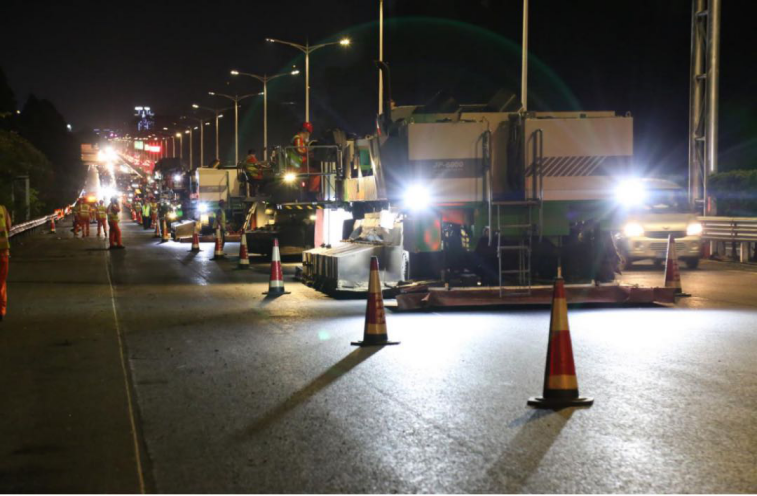 市政道路就地熱再生施工